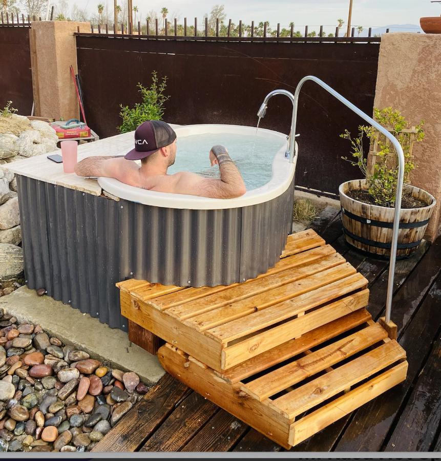 Mi Kasa Hot Springs 420,Adults Only, Clothing Optional Hotel Дезърт Хот Спрингс Екстериор снимка